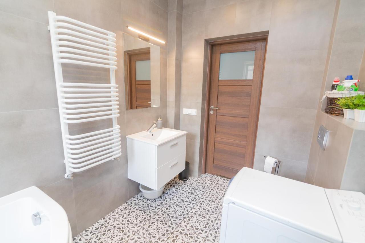 Apartament Z Jacuzzi Хель Екстер'єр фото